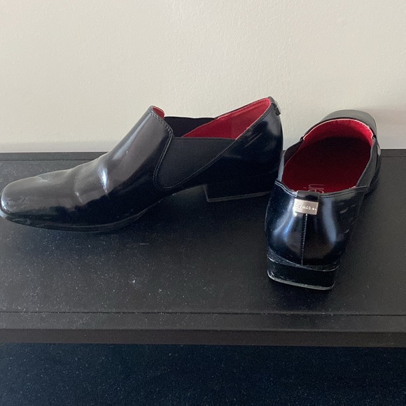 Used black high gloss, size 7. - Picture 2 of 5